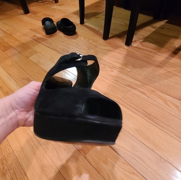 Marc Fisher Suede Shoes - Picture 8 of 13